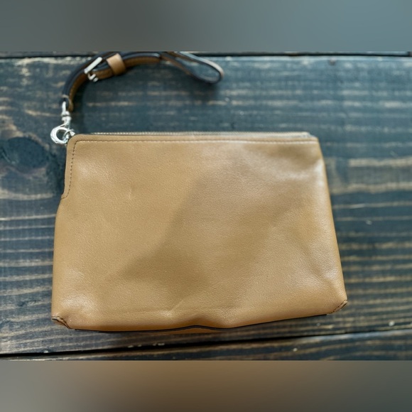 Coach Genuine Pebbled Leather Saddle Brown Corner Zip Wristlet - Picture 3 of 3